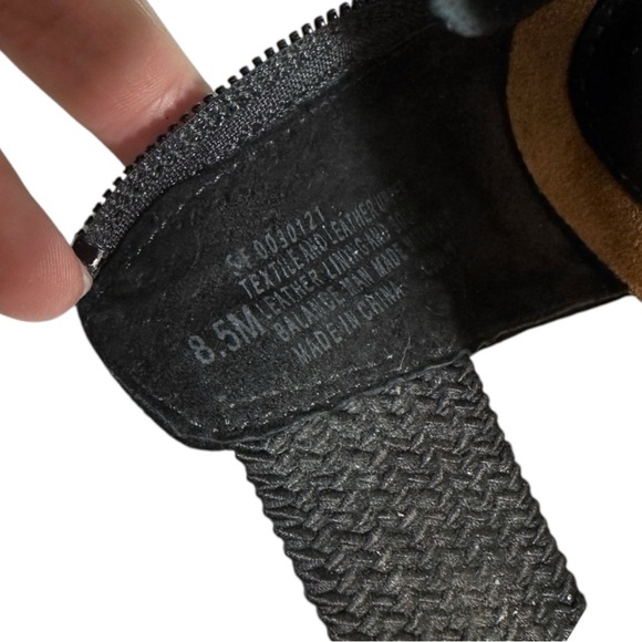 Chic Black Wedge Sandals size 8.5 - Picture 6 of 7